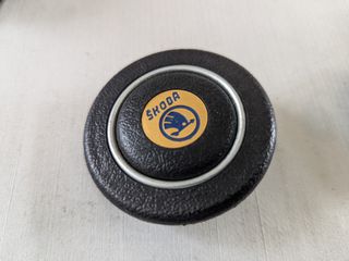 Vintage μπουτόν για τιμόνι Skoda 62mm