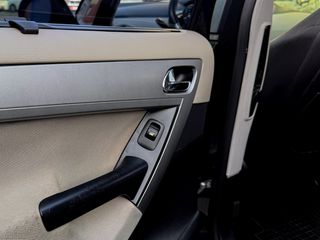 Citroen C4 Grand Picasso 2011-thumb-14