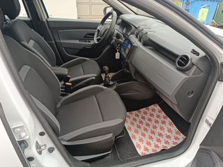 Dacia Duster 2018-thumb-11