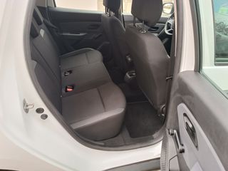 Dacia Duster 2018-thumb-12