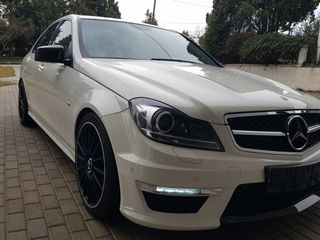 Mercedes-Benz C 180 2012
