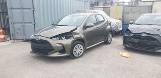 Toyota Yaris 2024 - Ελληνικό - 1 χερι - 5000 χλμ-thumb-3