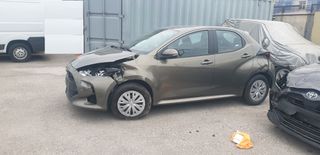 Toyota Yaris 2024 - Ελληνικό - 1 χερι - 5000 χλμ-thumb-4