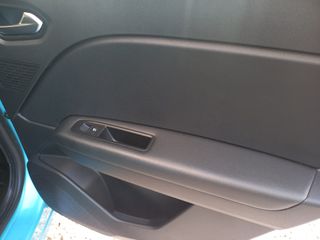 Renault Captur 2021-thumb-32
