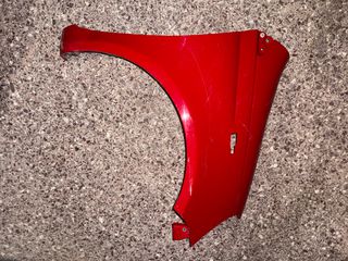 Φτερό εμπρός δεξί για TOYOTA YARIS 01-05