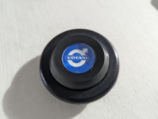 Volvo μπουτόν κόρνας για τιμόνι