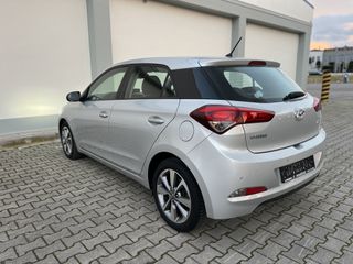 Hyundai i 20 2015 1.1 CRDi-thumb-15