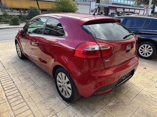 Kia Rio 2015 1.4  PLATINUM EDITION-thumb-4