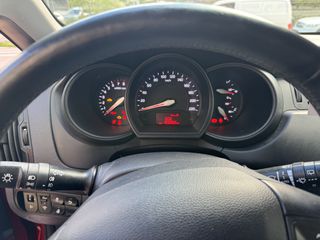 Kia Rio 2015 1.4  PLATINUM EDITION-thumb-39