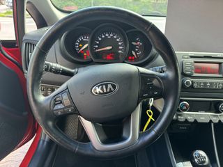 Kia Rio 2015 1.4  PLATINUM EDITION-thumb-40
