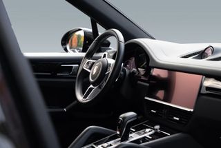 Porsche Cayenne 2022 E-Hybrid Pano Platinum Edition-thumb-10