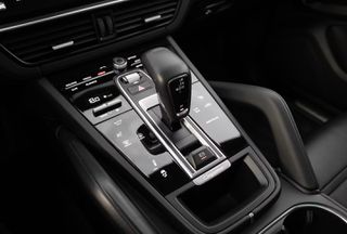 Porsche Cayenne 2022 E-Hybrid Pano Platinum Edition-thumb-12