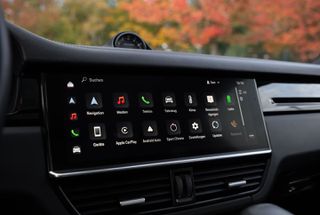 Porsche Cayenne 2022 E-Hybrid Pano Platinum Edition-thumb-13