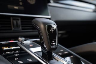Porsche Cayenne 2022 E-Hybrid Pano Platinum Edition-thumb-15