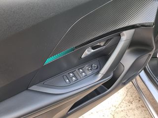 Peugeot 2008 2022 ALLURE FACELIFT 130 PS ΑΥΤΟΜΑΤΟ 360 CAMERA NAVI LED-thumb-38