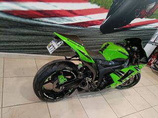 Kawasaki ZX-636 R 2008 zxr-thumb-3