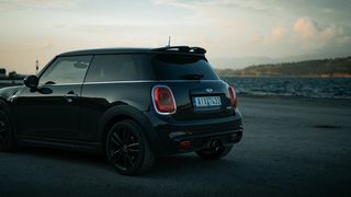 Mini Cooper S 2014-thumb-10