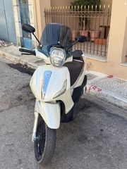 Piaggio Beverly 300i 2013-thumb-2