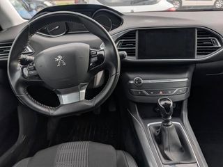 Peugeot 308 2020-thumb-8