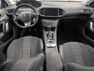 Peugeot 308 2020-thumb-9