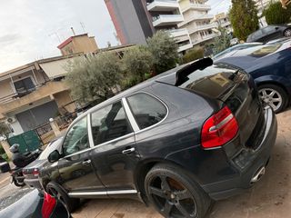 Porsche Cayenne 2010-thumb-3