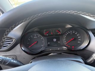 Opel Crossland X 2018-thumb-15