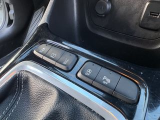 Opel Crossland X 2018-thumb-18