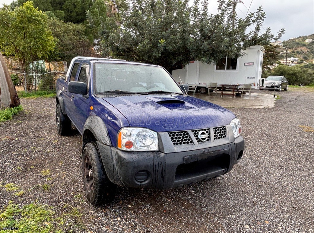 Nissan Navara 2002