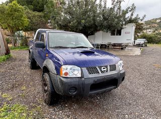 Nissan Navara 2002