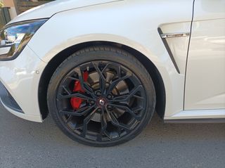 Renault Megane 2019 RS 4 CUP CHASSIS-thumb-7