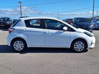 Toyota Yaris 2017-thumb-3