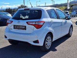 Toyota Yaris 2017-thumb-5