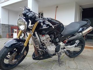 Honda CB 900 F Hornet 2004