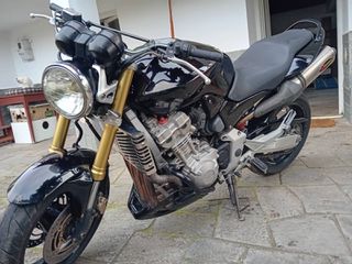 Honda CB 900 F Hornet 2004-thumb-1