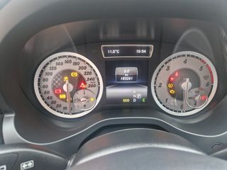 Mercedes-Benz A 160 2015 AMG-LINE-thumb-15