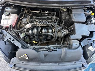 Ford Focus 2007 GHIA-thumb-14