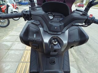 Kymco Xciting 400i 2015-thumb-9