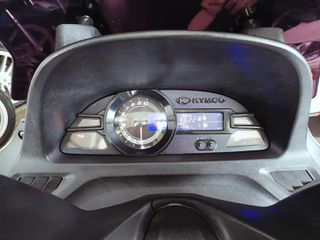Kymco Xciting 400i 2015-thumb-11