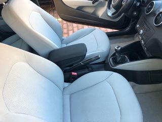 Audi A1 2012 1.6 TDI SPORTBACK-thumb-10
