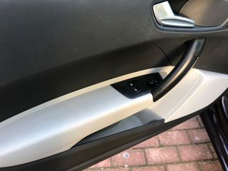 Audi A1 2012 1.6 TDI SPORTBACK-thumb-17