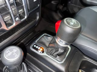 Jeep Wrangler 2019 UNLIMITED / SPORT / CRS MOTORS-thumb-23