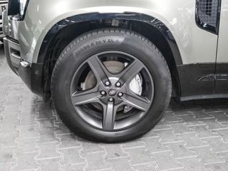 Land Rover Defender 2023 110 X-Dynamic SE D300 Pano Air suspension-thumb-11