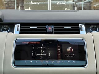 Land Rover Range Rover Sport 2019 P400e HSE-thumb-14