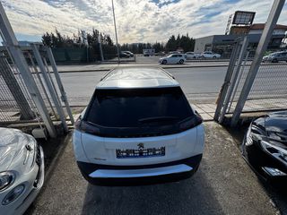 Peugeot 2008 2020 1.5 BlueHDi 131hp Allure EAT8 Automatic-thumb-13