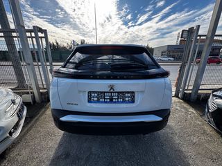 Peugeot 2008 2020 1.5 BlueHDi 131hp Allure EAT8 Automatic-thumb-14