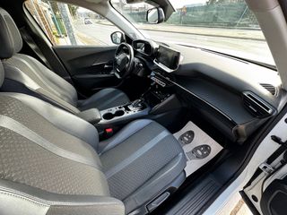 Peugeot 2008 2020 1.5 BlueHDi 131hp Allure EAT8 Automatic-thumb-20