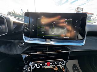 Peugeot 2008 2020 1.5 BlueHDi 131hp Allure EAT8 Automatic-thumb-36