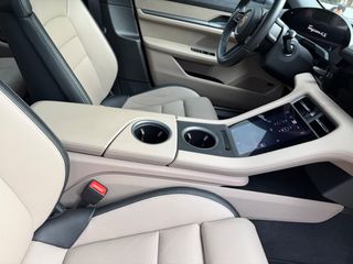 Porsche Taycan 2024 4s-thumb-36