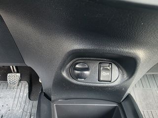 Toyota Yaris 2015 1.4 D-4D-thumb-12