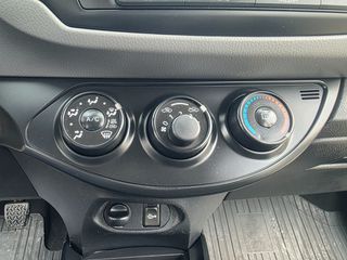 Toyota Yaris 2015 1.4 D-4D-thumb-13